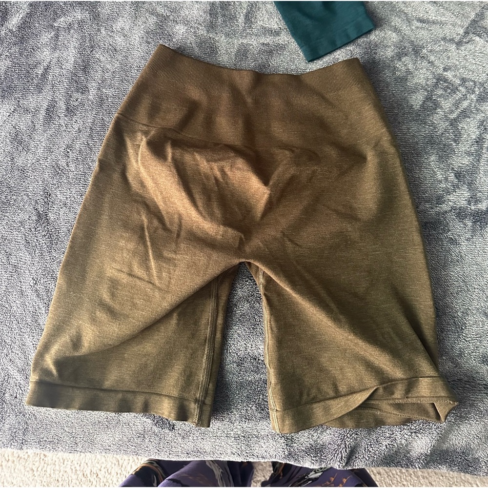 Alphalete biker shorts